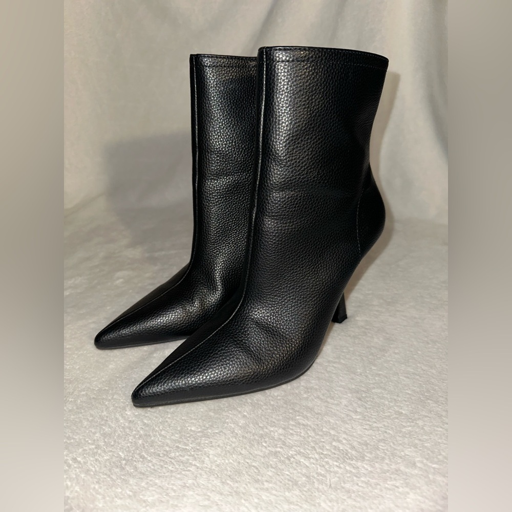 RAG & CO TENTIA BLACK PLEATHER SPOOL HEEL BOOTS WOMENS SIZE 7